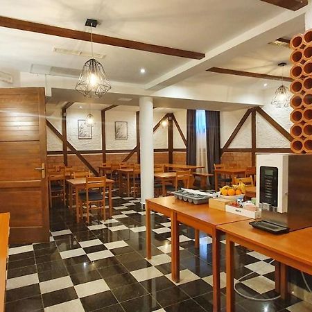 Aparthotel Zaton 자톤 외부 사진