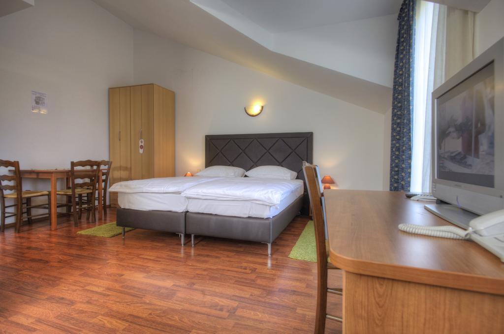 Aparthotel Zaton 자톤 외부 사진