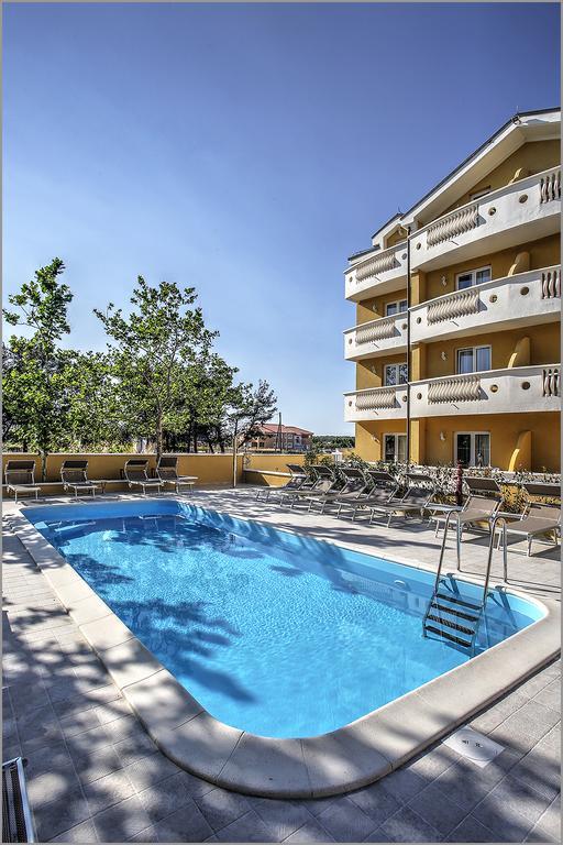 Aparthotel Zaton 자톤 외부 사진