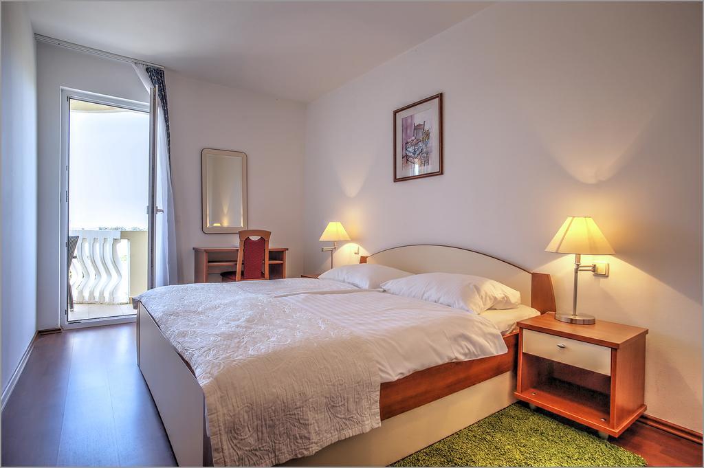 Aparthotel Zaton 자톤 외부 사진