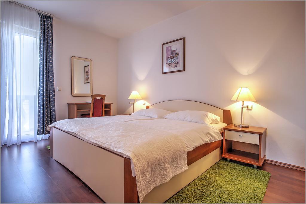 Aparthotel Zaton 자톤 외부 사진