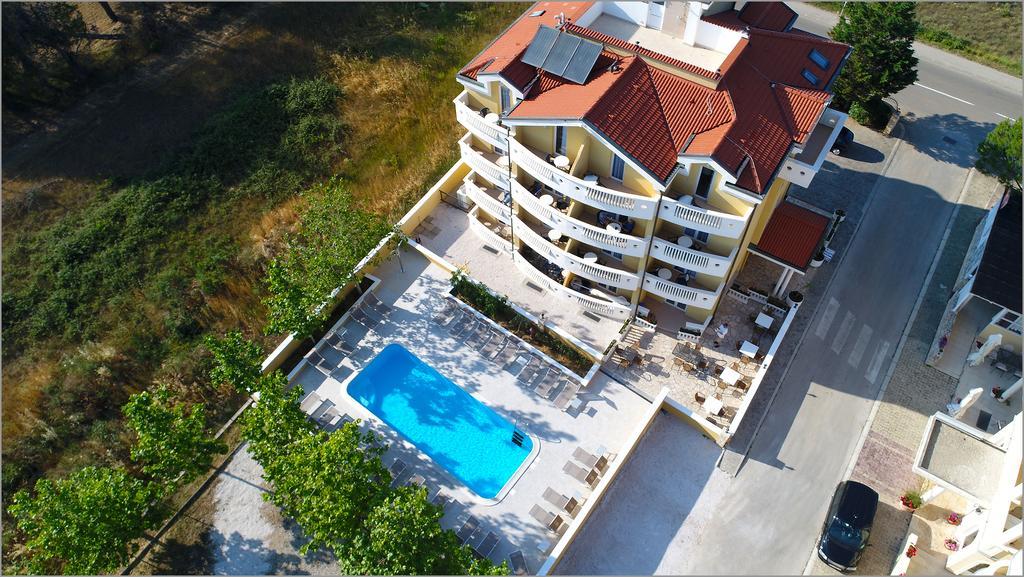 Aparthotel Zaton 자톤 외부 사진