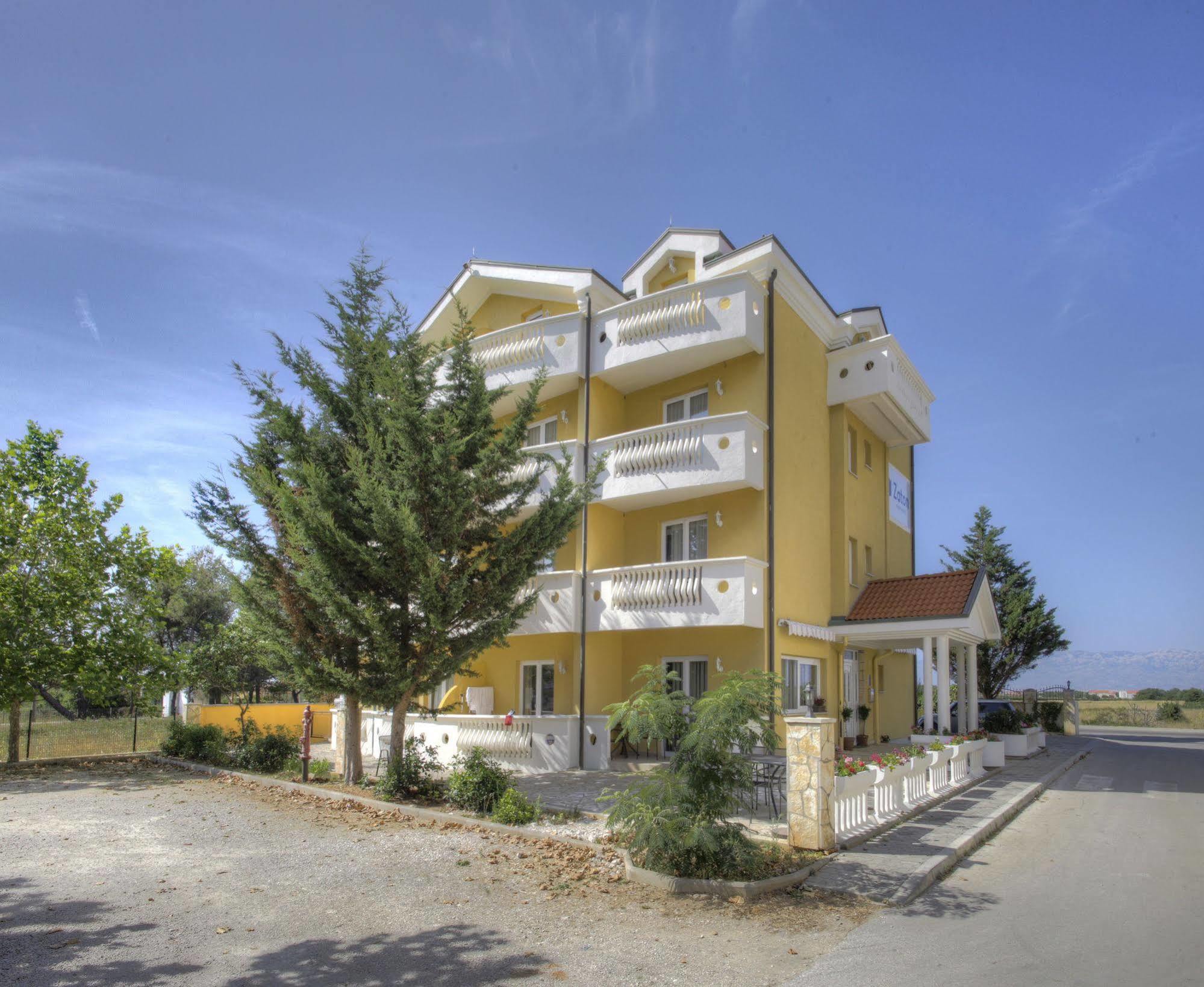 Aparthotel Zaton 자톤 외부 사진